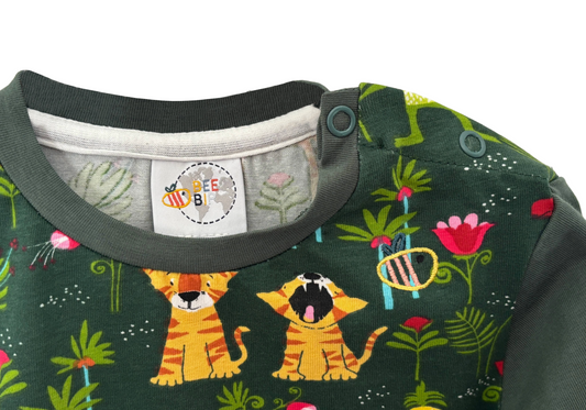 Maglietta con bottoni a manica lunga in cotone biologico – Verde con fantasia Giungla